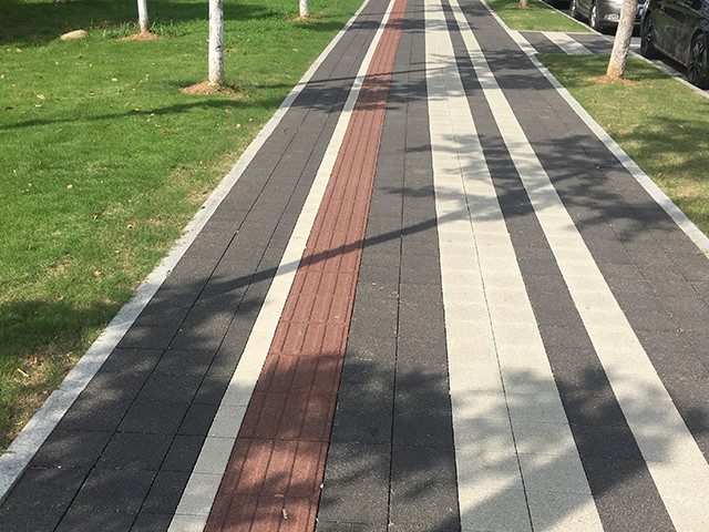 公園過(guò)道案例
